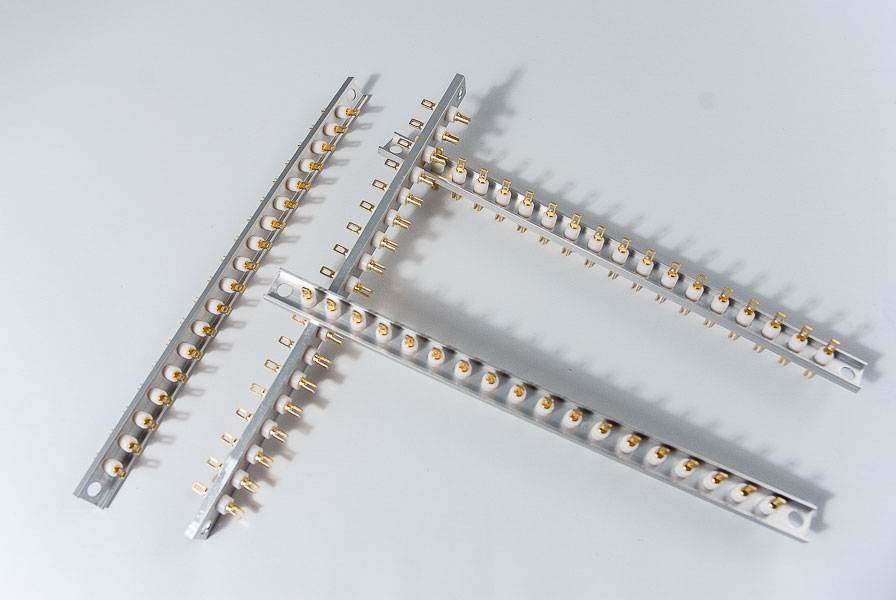 Barrettes de connexion